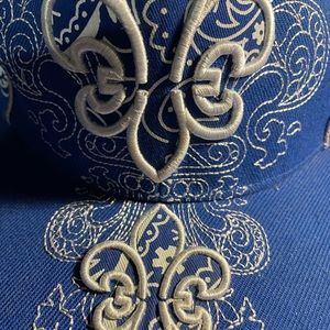 Fleur de Lis Cap. Uni Sex